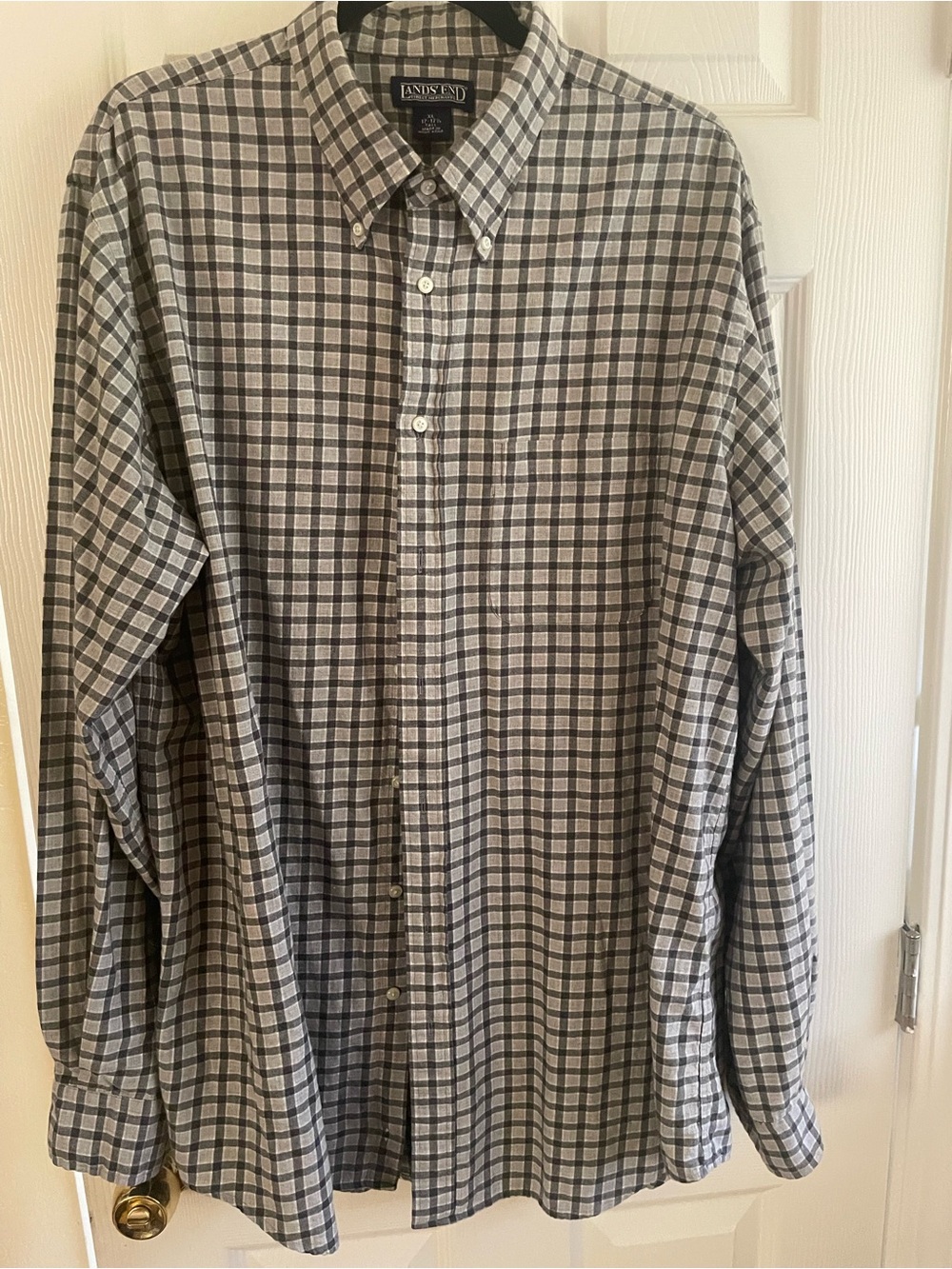 Men’s Land End Long Sleeve Shirt Size 17-17 1/2 (XL)